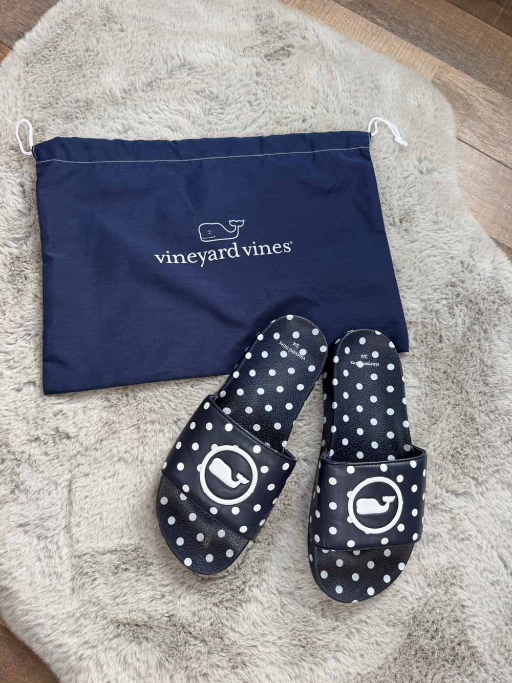 Vineyard Vines polkadot slides